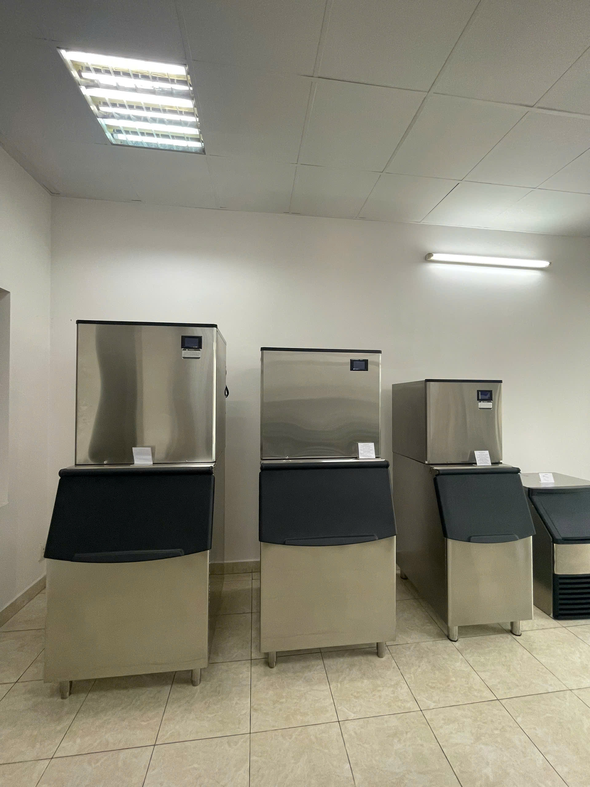 CÔNG TY TNHH CHUỖI CUNG ỨNG TẬP ĐOÀN CVSA